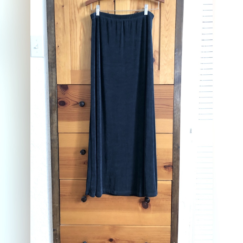 Silverado straight maxi skirt size M color is deep teal